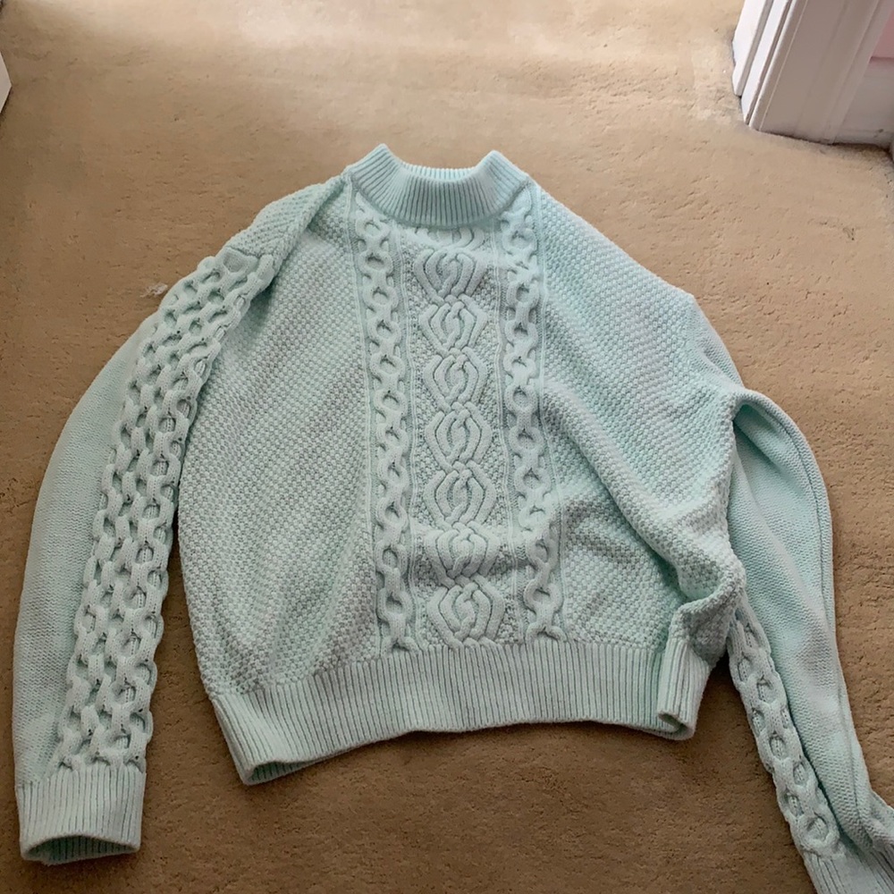 Basically new mint green sweater